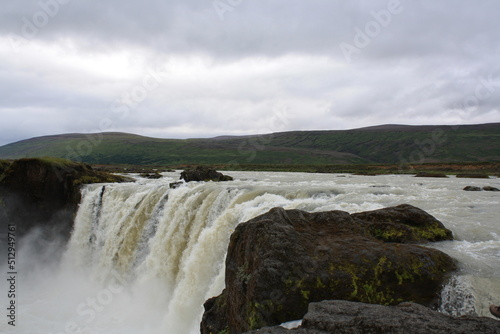 Cascada de Godafoss  al norte de Islandia  cerca de Akureyri.