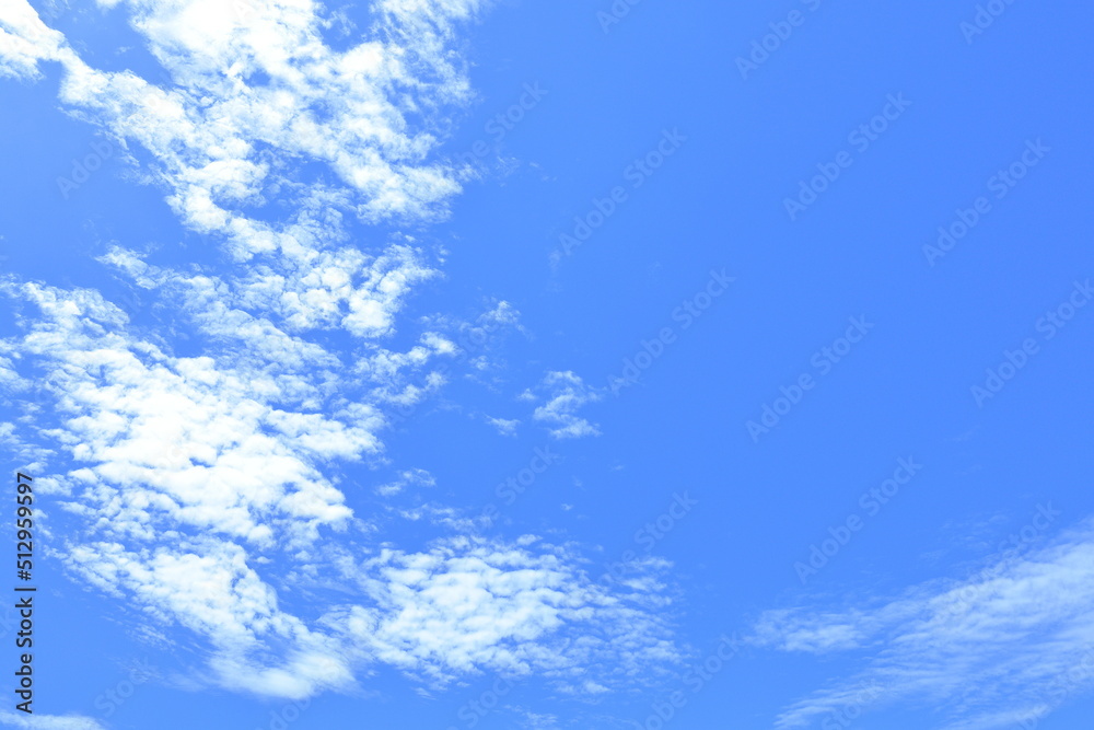 	青空と白い雲