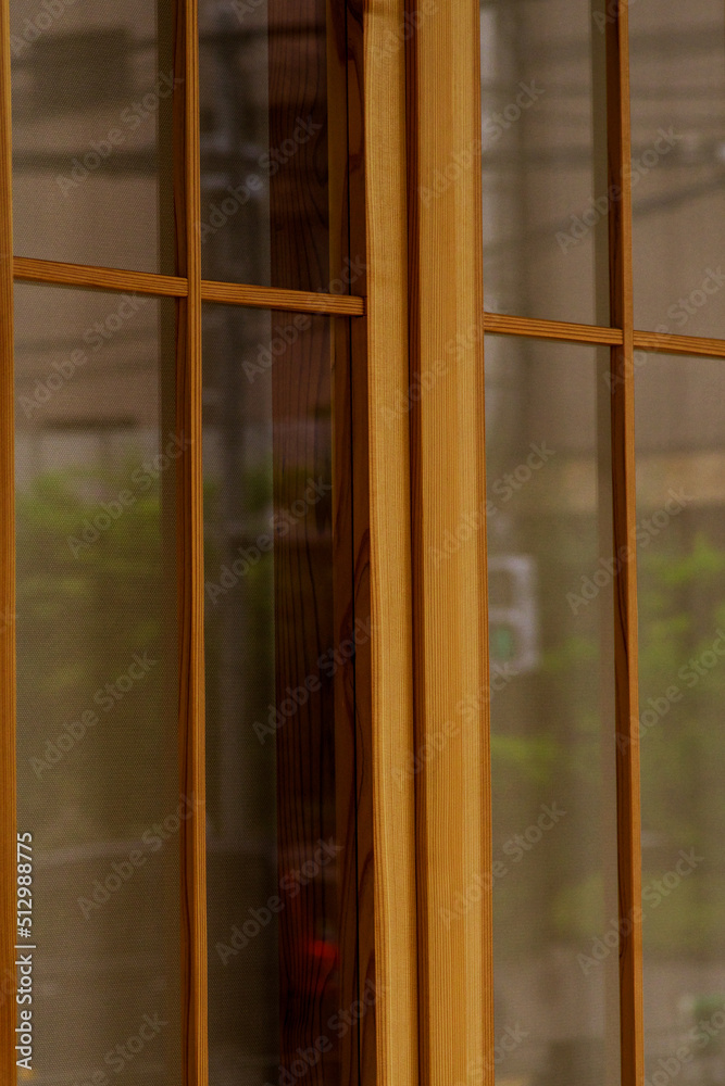 木の枠の窓 木の枠の窓