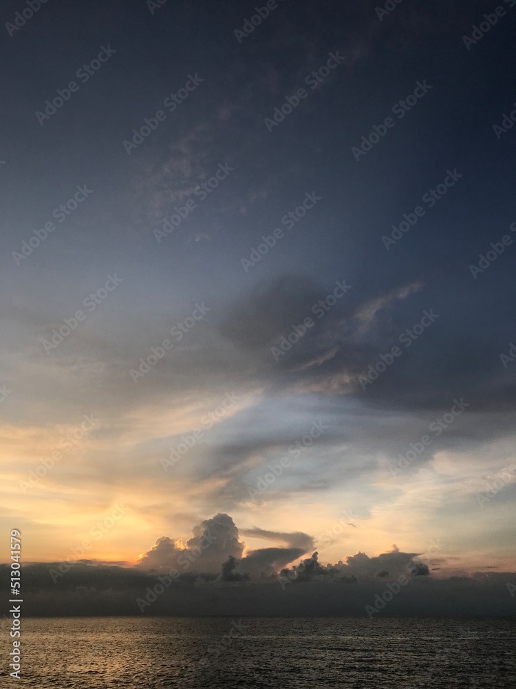 Obraz premium Tanjung Bias, Lombok: Sunset, sea, and sky