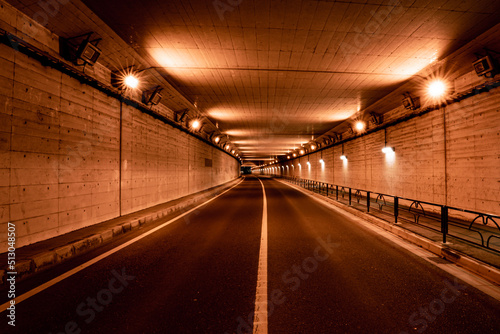 tunnel of light © marutag