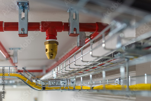Clean agent fire suppression system used in data centers, backup battery rooms, electrical rooms (under 400 volts), sub-floors or tape storage libraries.
