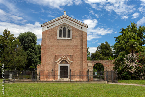 Fotografija The Scrovegni Chapel in Padua on a summer day