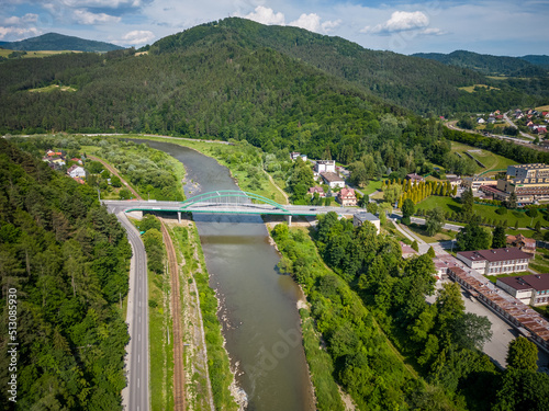Obraz na płótnie Most w Piwnicznej Zdrój nad rzeką Poprad w salonie