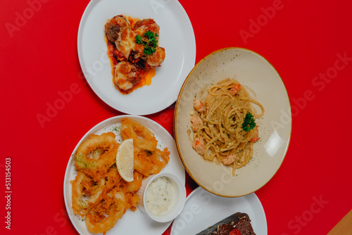 pasta with tomato sauce