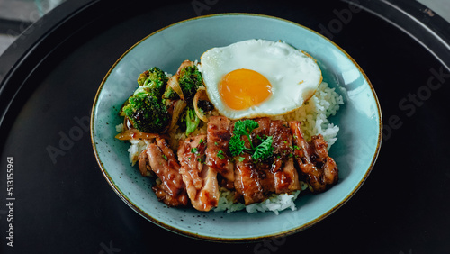Beef steak with rice and vegetables