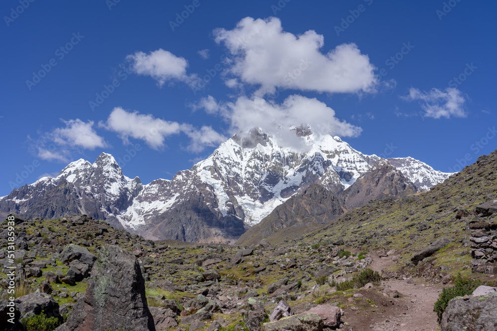 Fotografías de la montaña del Ausangate en la ciudad del Cusco, Perú, By Yuri Ugarte Cespedes. 