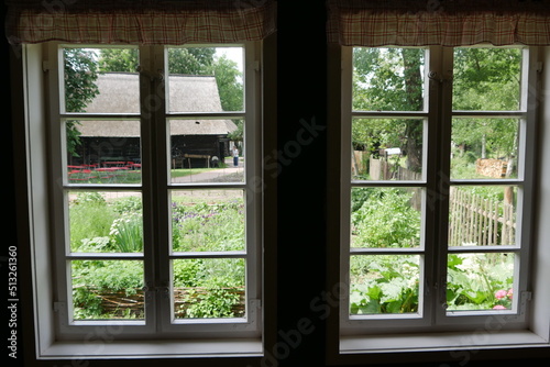 Blick durchs Fenster