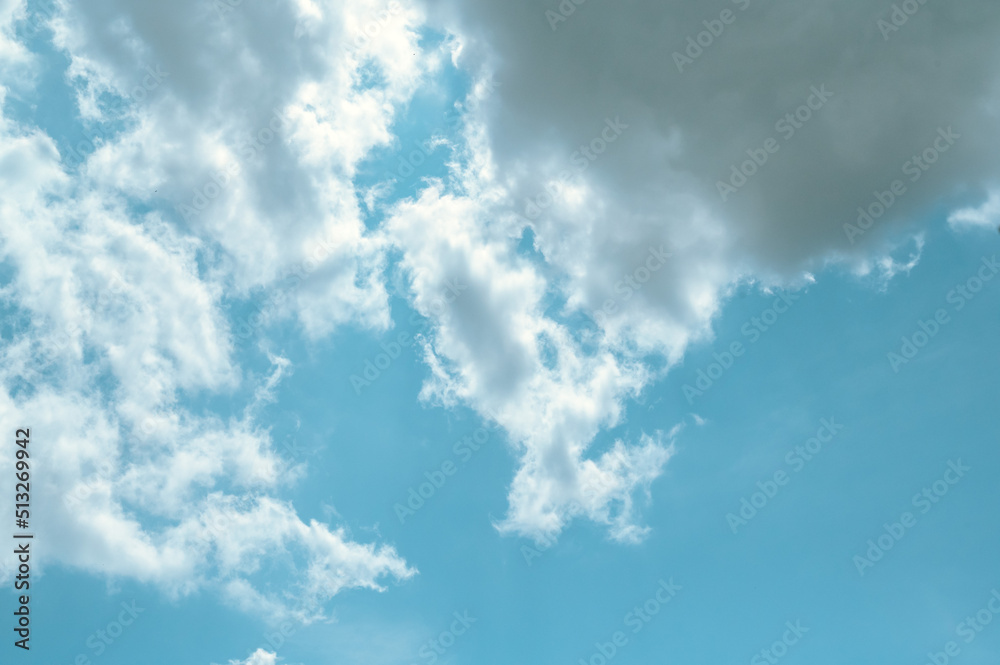 Fototapeta premium 曇りそう？雲