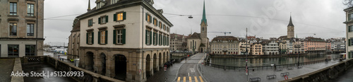 Regenwetter in Zürich. Limmatquai