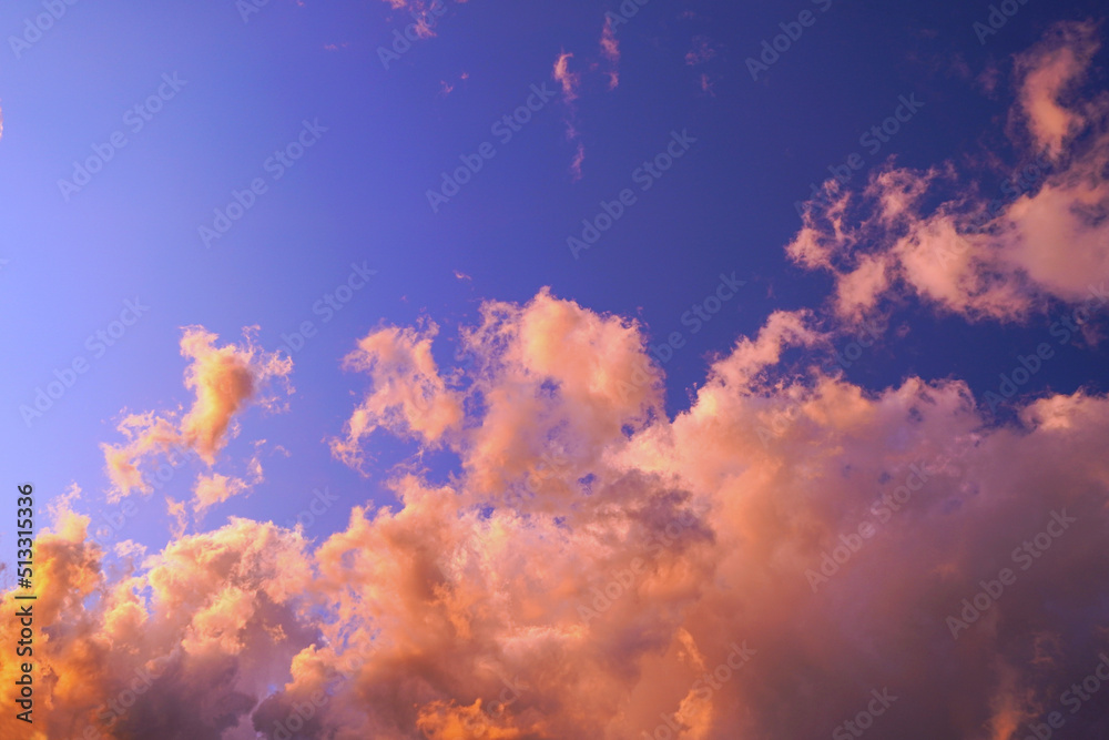 雲。黄昏時、逢魔時(おうまがとき)、かたわれどき 雲。黄昏時、逢魔時(おうまがとき)、かたわれどき