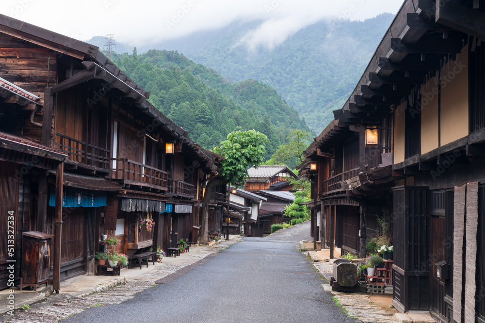 早朝の妻籠宿