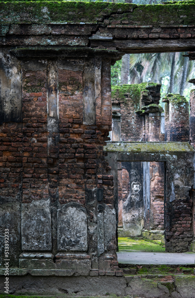 Fototapeta premium The texture of a red brick wall of an old king's palace