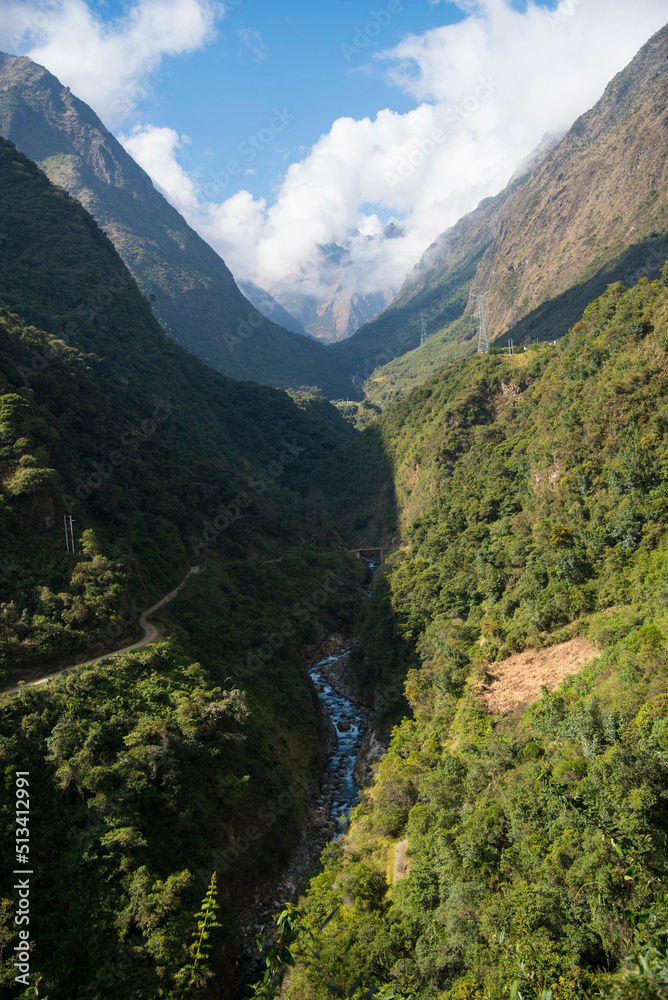 Camino inca en la ciudad de Machupicchu, Cusco, Perú. Camino inca en la ciudad de Machupicchu, Cusco, Perú.