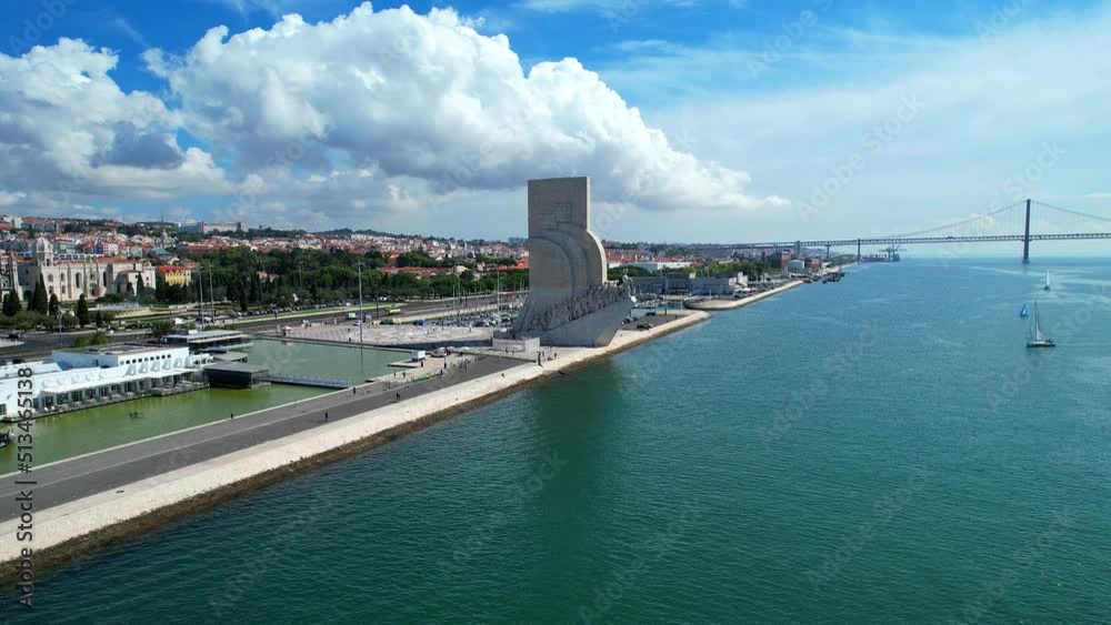 rRsing towards the discovery pattern in the riverside area of ​​belem,Lisbon,Portugal