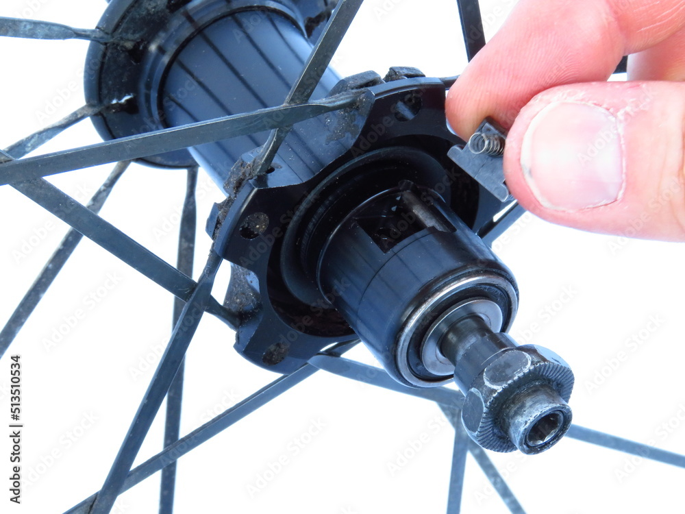 Adaptateur de moyeu arrière de vélo - 130 à 135 mm - En acier inoxydable - Accessoires de conversion pour VTT et vélo de route Adaptateur de moyeu arrière de vélo - 130 à 135 mm - En acier inoxydable - Accessoires de conversion pour VTT et vélo de route