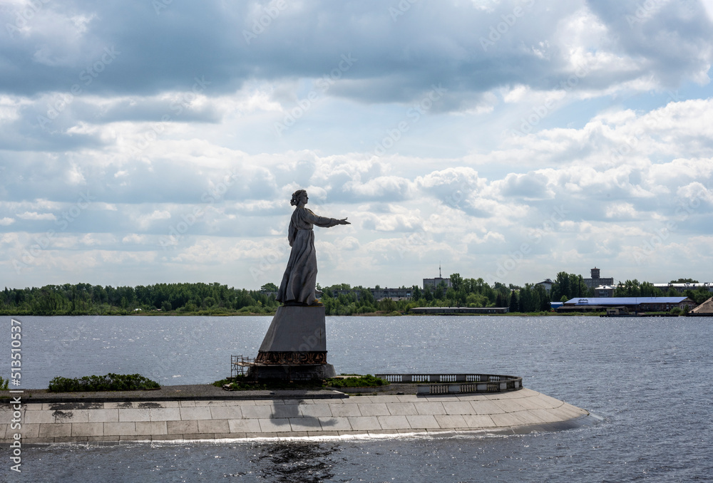fragments of the urban landscape in the city of Yaroslavl
summer sunny day fragments of the urban landscape in the city of Yaroslavl
summer sunny day