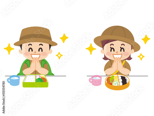お弁当を食べる探検隊の子供　ボーイスカウト　冒険　アウトドア