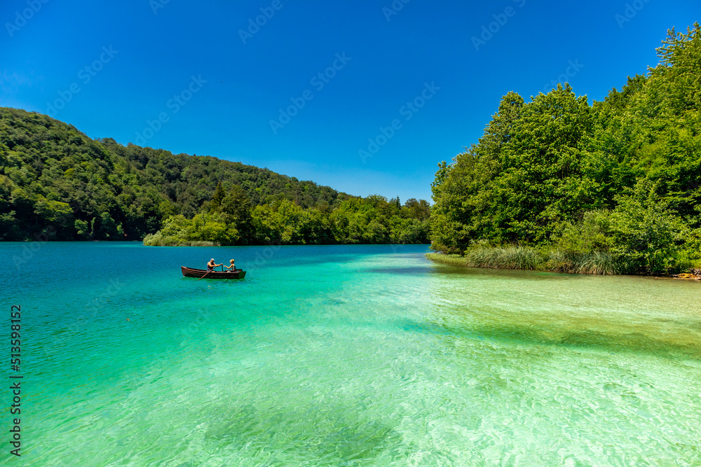 Obraz premium Entdeckungstour durch den wunderschönen Nationalpark Plitvicer Seen - Kroatien
