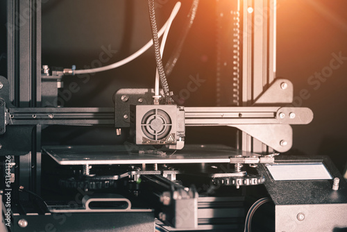 3D printing machine, 3D printer prints a new model