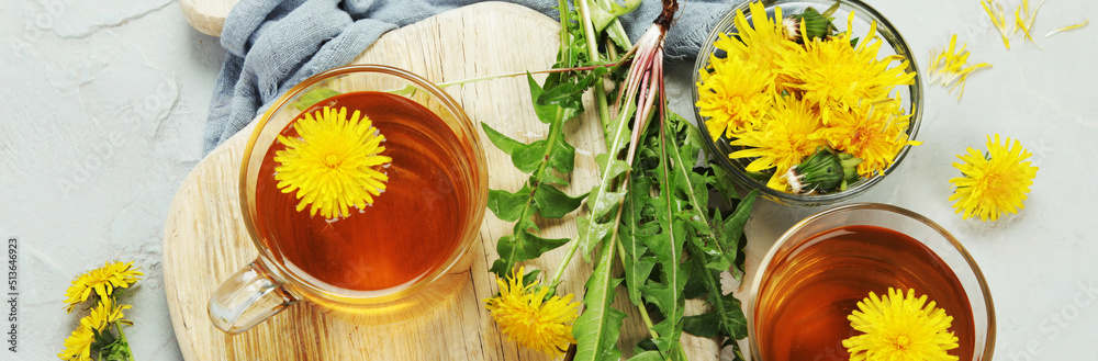 Delicious healthy tea made of dandelion flowers. Delicious healthy tea made of dandelion flowers.