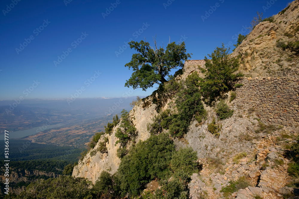 Sant Salvador del Bosc.Valle de Barcedana.Montsec de Rúbies.Lleida.Cordillera pirenaica.Catalunya.España.