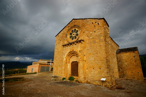 Iglesia románica de Santa Maria, siglo XI. Covet.Lleida.Cordillera pirenaica.Catalunya.España.