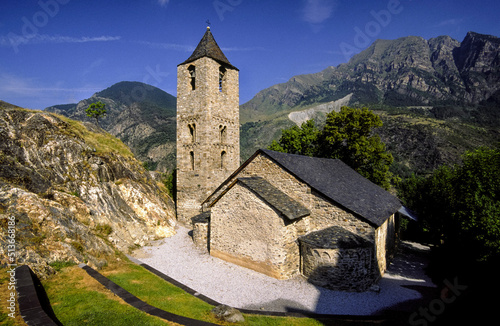 Iglesia romanica de Sant Joan(s.XI).Boí.Parque nacional de Aigues Tortas i Estany Sant Maurici.Cordillera Pirenaica. Lleida. España.