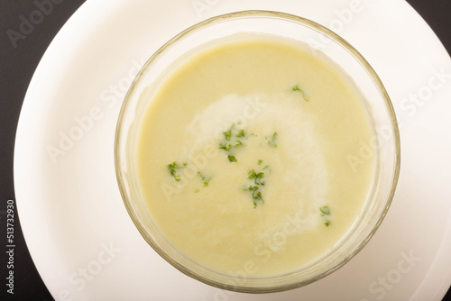 アスパラガスの冷製スープ