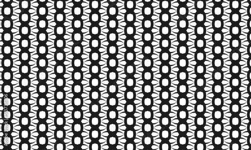 black chain pattern with sickle shape