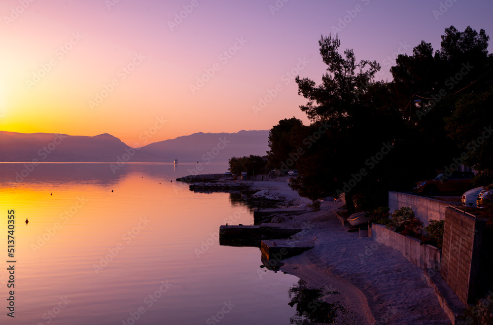 Obraz premium Sunrise above the adriatic sea