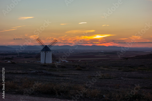 Molino de viento en Campos de Criptana, La Mancha (España)