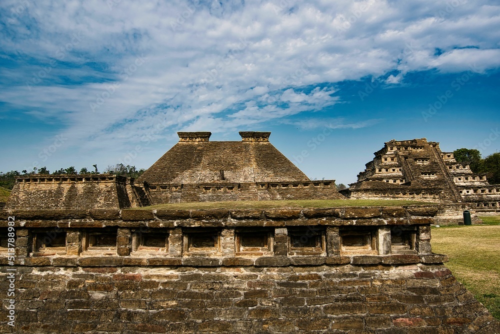 Naklejka premium El Tajin ruins in Veracruz , Mexico. 2022 04 02. Pre - Columbian archeological site southern Mexico, one of the largest and most important cities of the Classic era of Mesoamerica, from 600 to 1200 CE