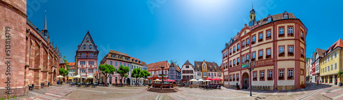 Marktplatz von Neustadt an der Weinstraße, Rheinland-Pfalz, Deutschland