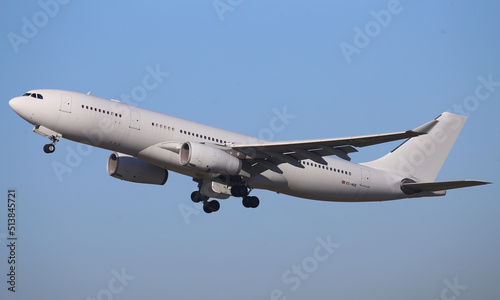 Airbus 330 - 243 photo
