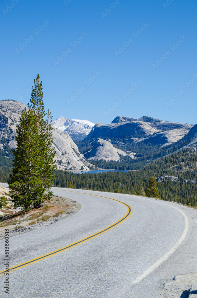 Naklejka premium Yosemite National Park in early Fall