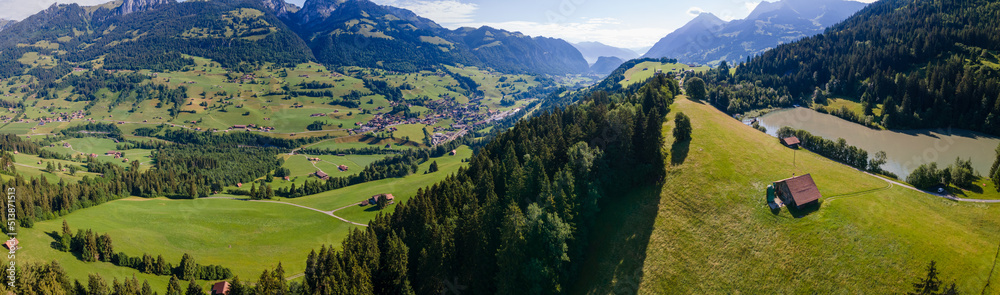 Fototapeta premium Diemigtal in der Schweiz