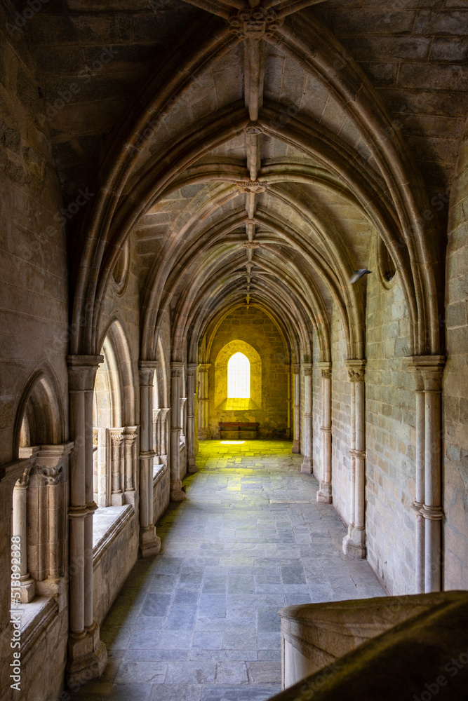 claustro, construido entre 1317 y 1340, estilo gótico, catedral de Évora,  Basílica Sé Catedral de Nossa Senhora da Assunção, Évora, Alentejo, Portugal
