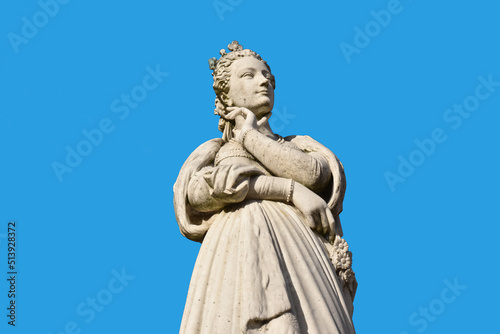 Statue de Marguerite d Angoul  me  reine de Navarre. Jardin du Luxembourg. Paris