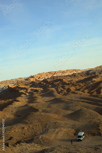 Van no deserto em Vallecito  Atacama