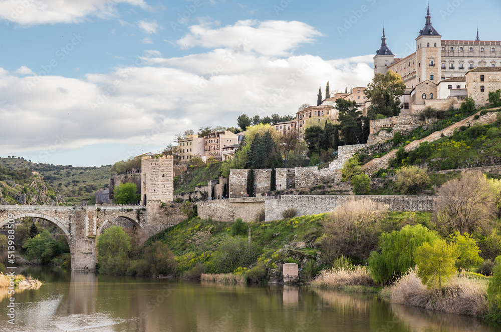 Toledo con vistas desde el río