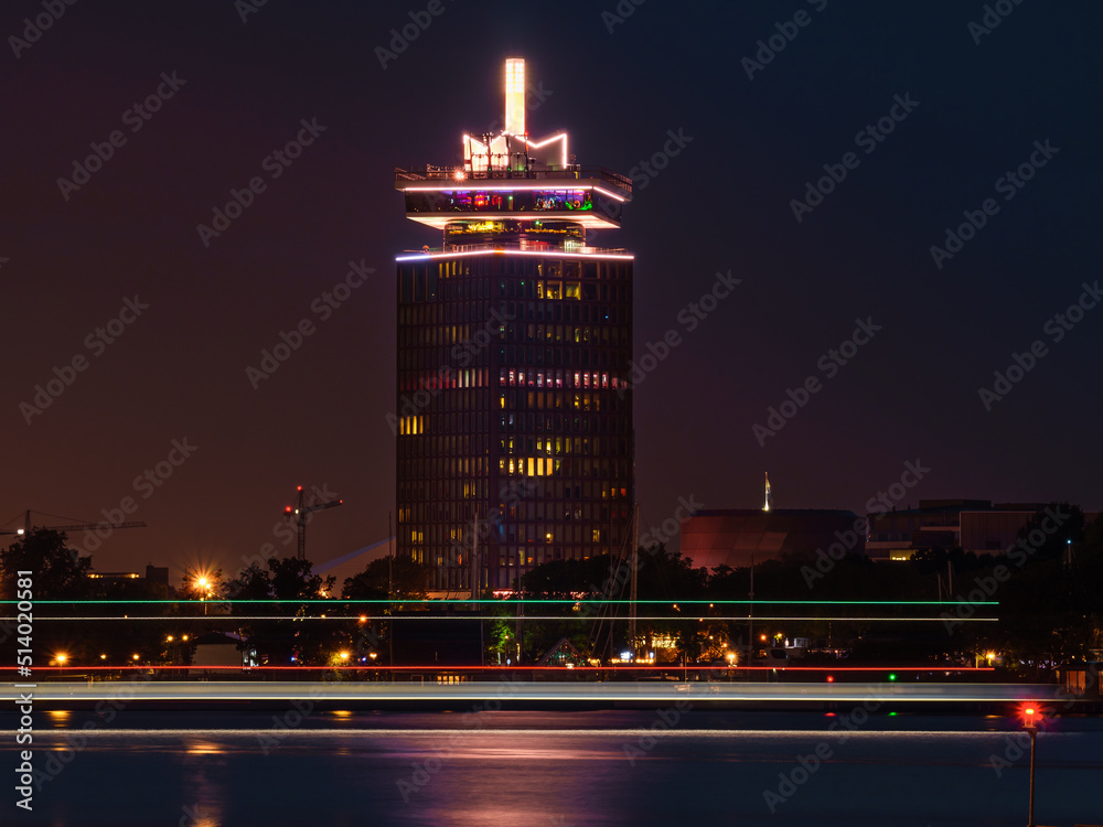 Ταπετσαρία Evening in Amsterdam with skyline and buildings