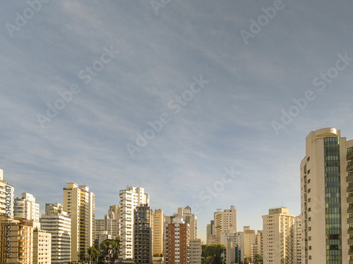 Skyline do bairro da aclima    o em S  o Paulo