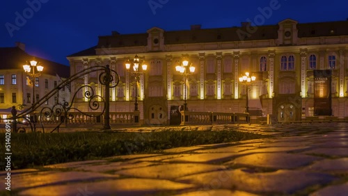 Timisoara timelapse - Baroc Palace - tilt up photo