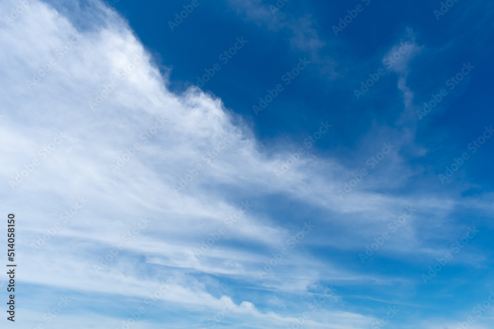 夏の青空と雲