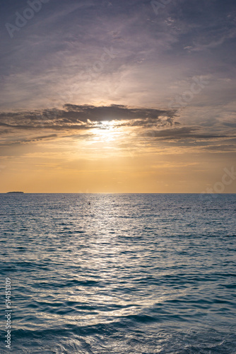 Sonnenuntergang auf den Malediven  Indischer Ozean