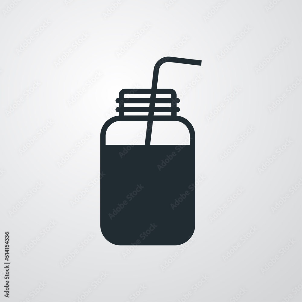 Mason jar icon. Logo smoothie bar. Vector con silueta de botella y pajita para beber. Fondo gris Mason jar icon. Logo smoothie bar. Vector con silueta de botella y pajita para beber. Fondo gris