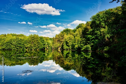 See Landschaft im Sommer Wasserspiegeln  © Oleh