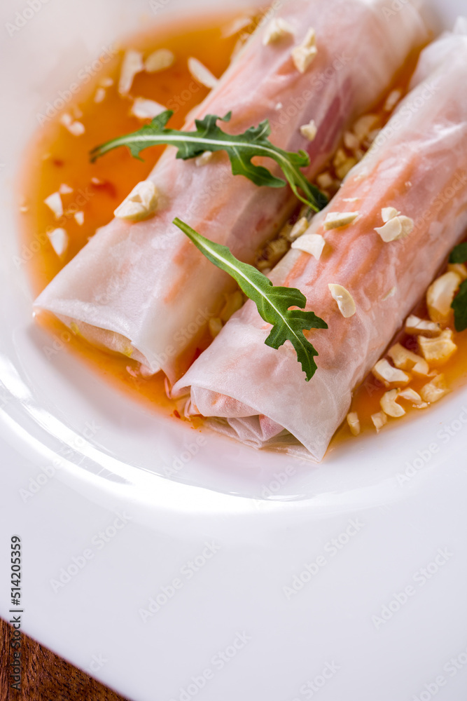 Spring rolls with salmon