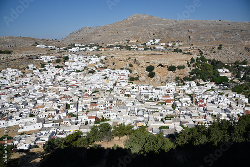Fototapeta Naklejka Na Ścianę i Meble -  White houses and small streets of Lindos city, Rhodes, Greece.